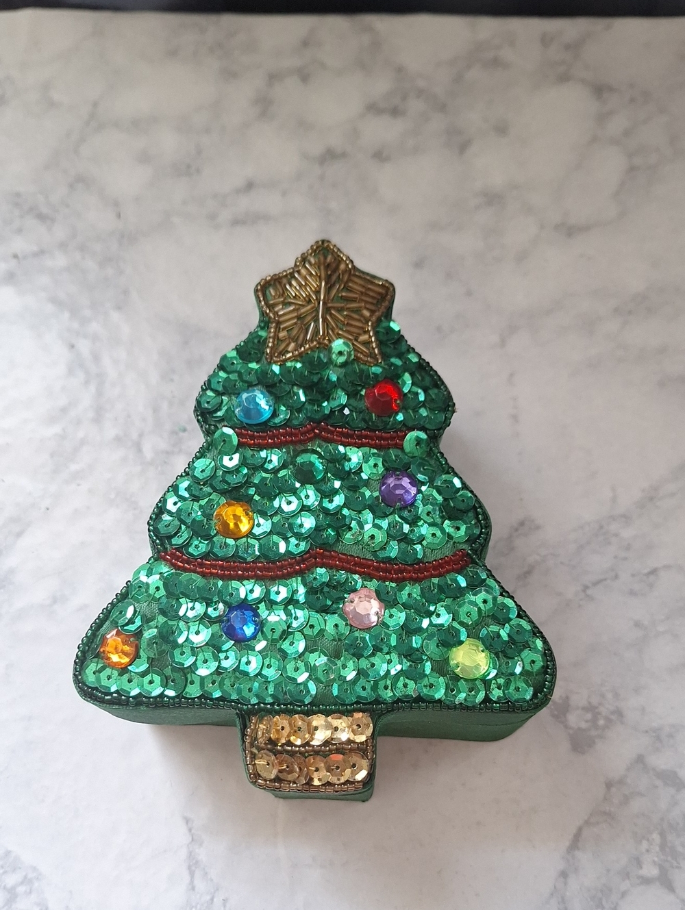 Sequin Christmas Tree Ornament Clutch in Green